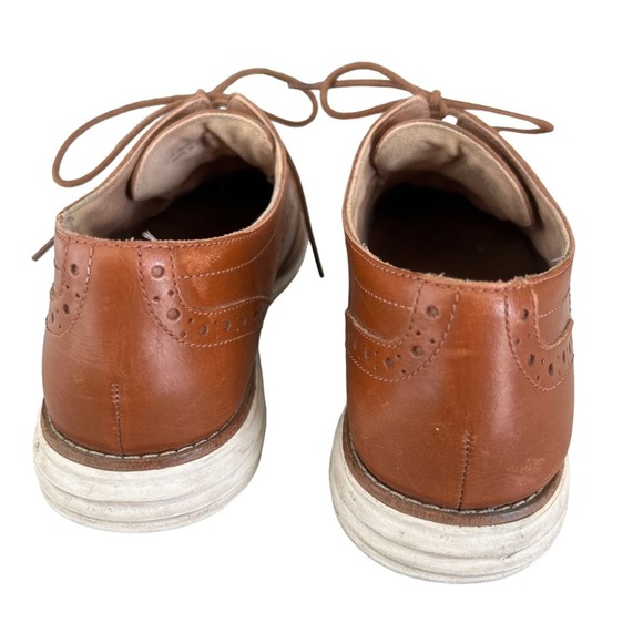 Cole Haan mens wingtip Oxford leather shoes size 8.5B main image 6